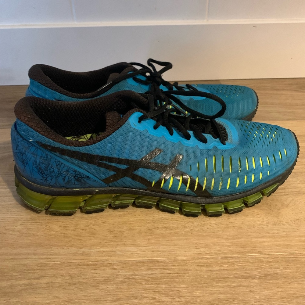 Men’s ASIC Running Shoes